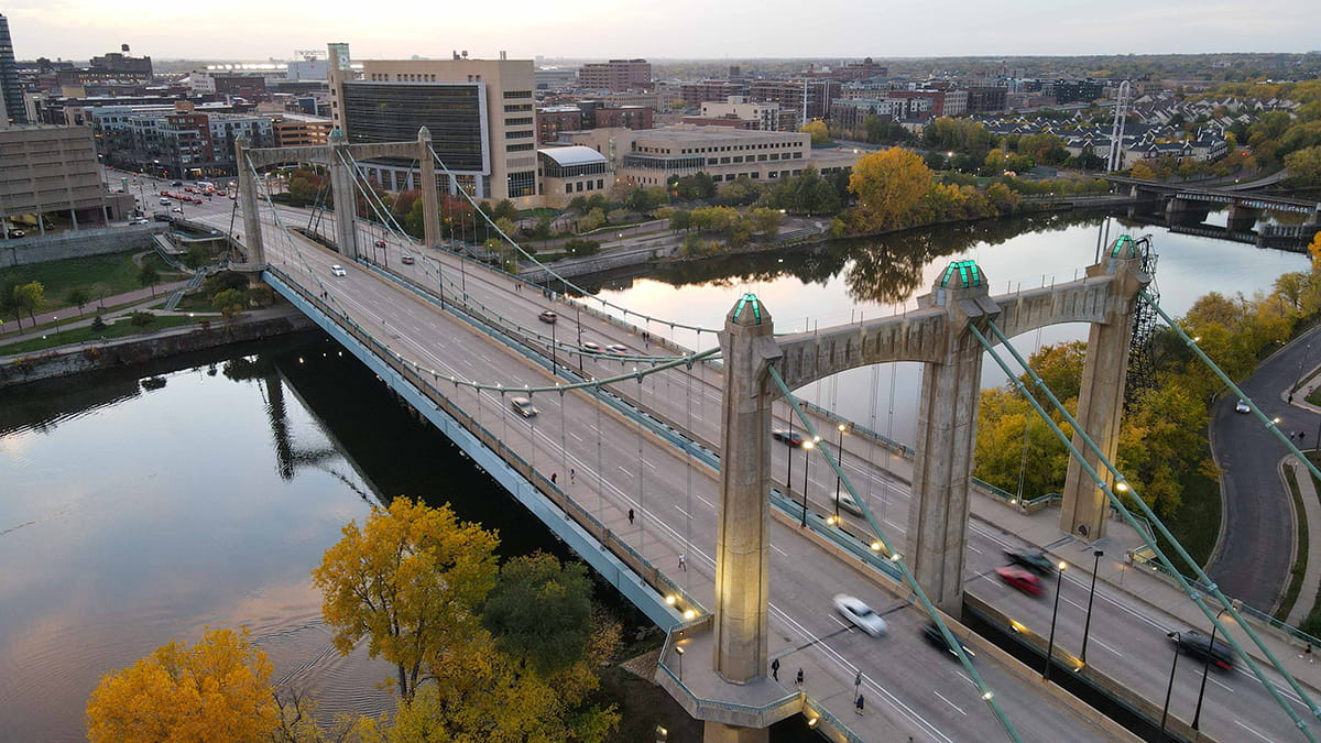 hennepin avenue bridge