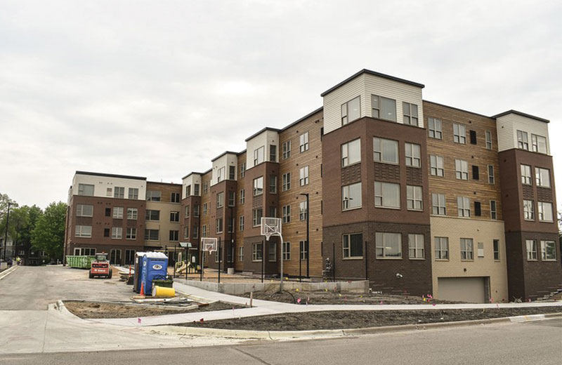 visa fourty four building outside